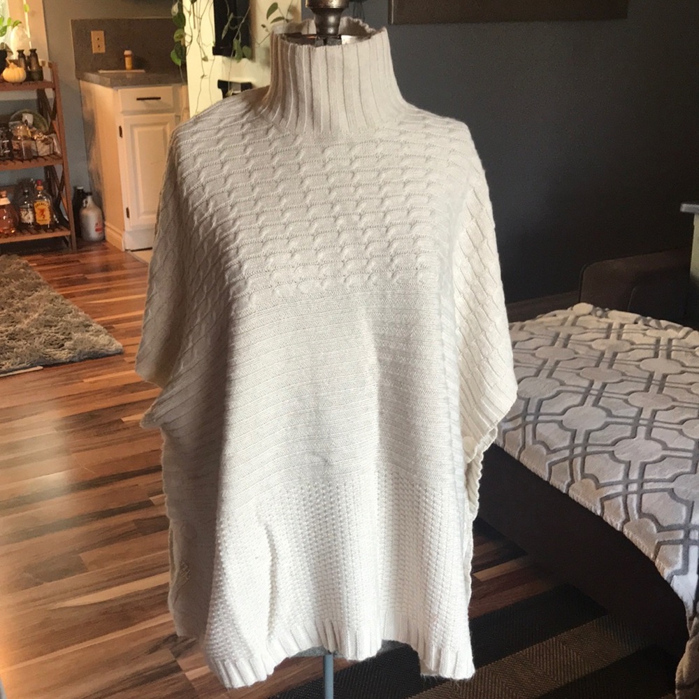 Sweater poncho